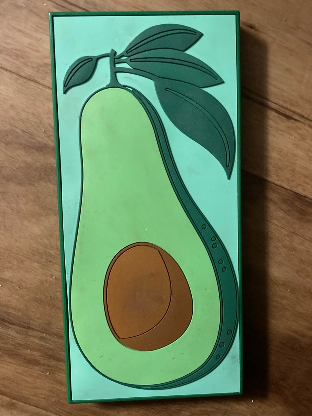 REVOLUTION Tasty Avocado Eyeshadow Palette - 18 shades - NEVER USED/SWATCHED